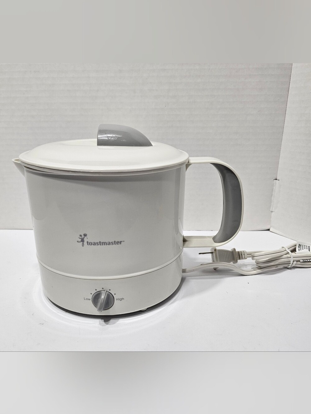 Toastmaster 32oz Hot Pot